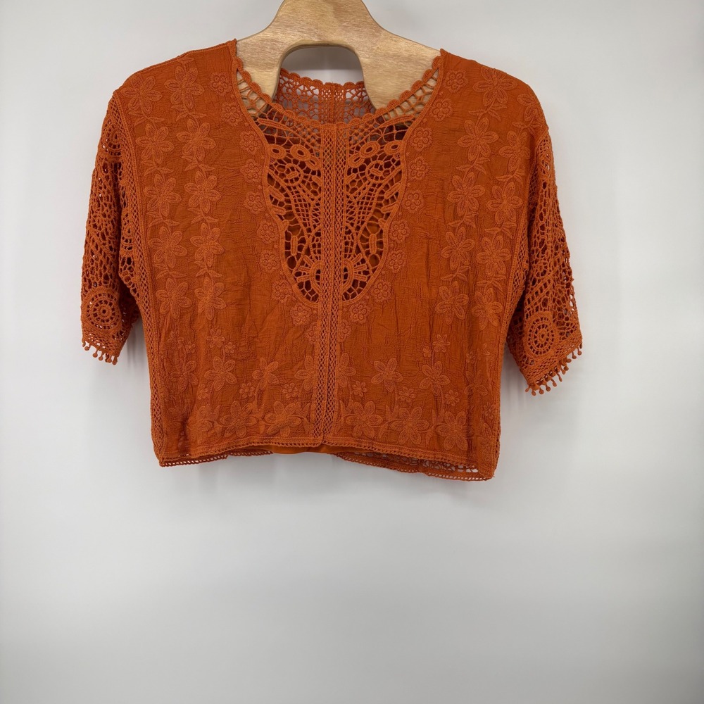 One World Rust Orange Crochet Lace Floral Top M Boho Boxy Crop Oversized Qauzy - Picture 2 of 7